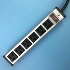 56572