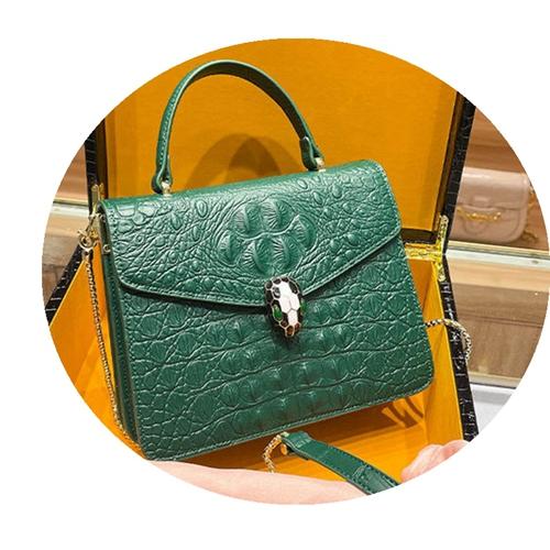 Picture of Leather Crocodile Pattern Snake Head Envelope Bag Shoulder Bag Premium Sense Handbag Women