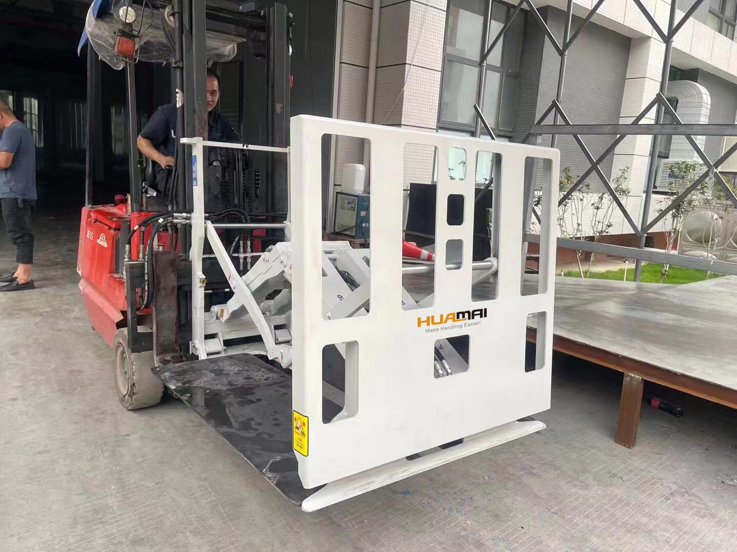 تصویر  Forklift pull push attachments