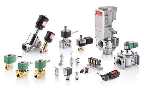 15990